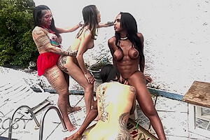 Karina Rios, Fernanda Guerra And Rosy Pinheiro – Carnival 2024