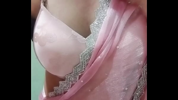Gaurisissy Enjoying Her Voluptuous Curves in a Sexy Saree, Flirting and Fondling with Fascinating Jewelry, Elegant and Sensual Couple’s Play Session